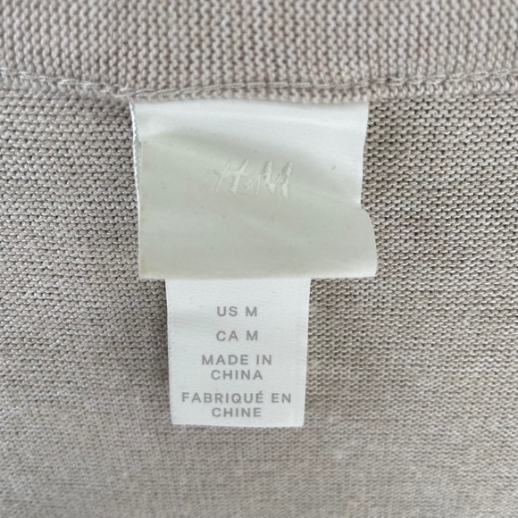 Top: H&M Light Beige Button Down Tie Waist Cardigan - Picture 11 of 11